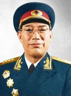 许光达被授予大将衔，过高了吗？三次请辞被拒后坚持自降工资