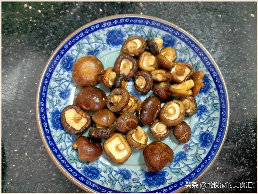 春笋的笋衣怎么烧汤,细长春笋的正确焯水方法