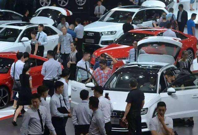 不想坐引擎盖维权？那就别买这些伪新车，套路深的让人防不胜防