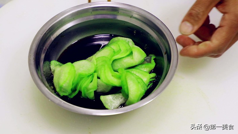 开胃小菜糖醋萝卜怎么制作的,糖醋腌萝卜十斤萝卜用多少糖和醋