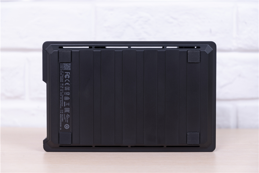 西部数据wdblackd30,西部数据wdblack拆解