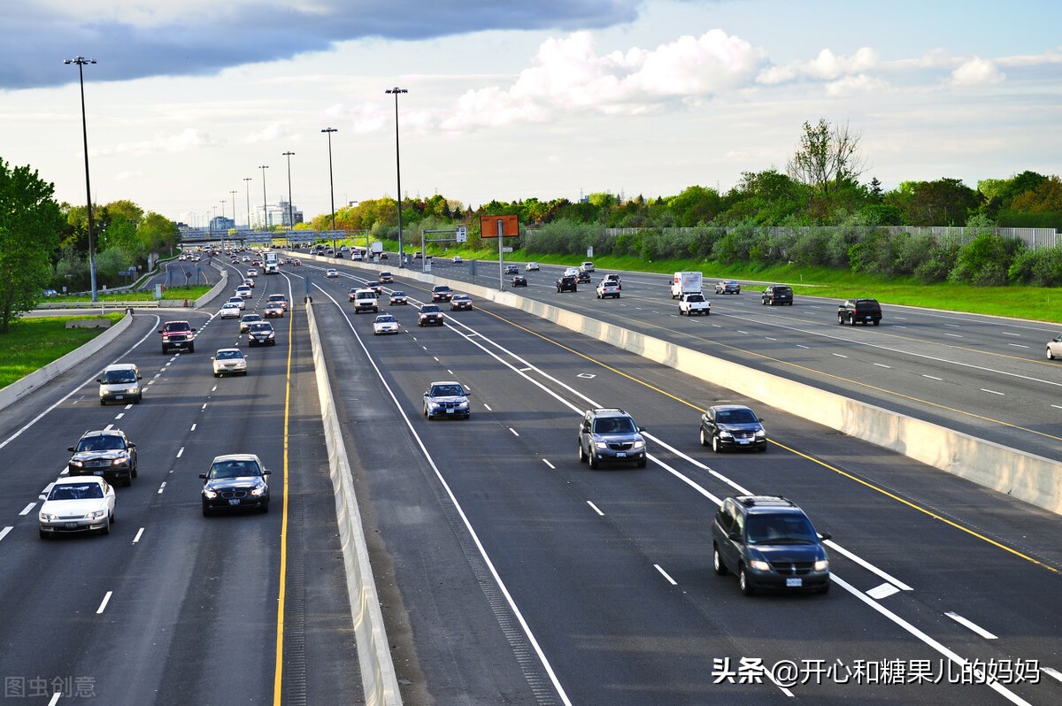 宝宝眼睛碰伤一直流泪怎么办,2岁宝宝眼球被撞了一下