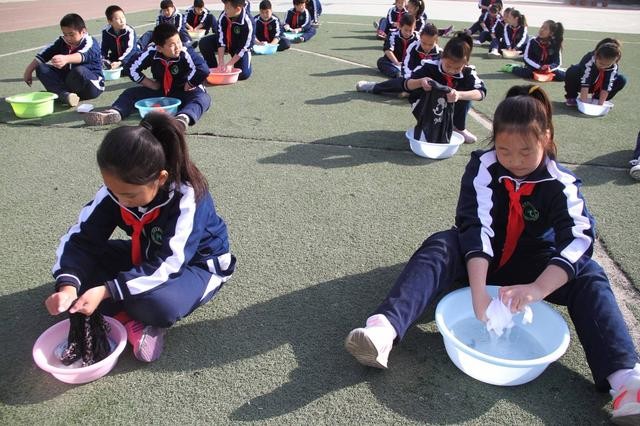 再苦也不要让孩子住宿,老师不建议孩子住校怎么办呢