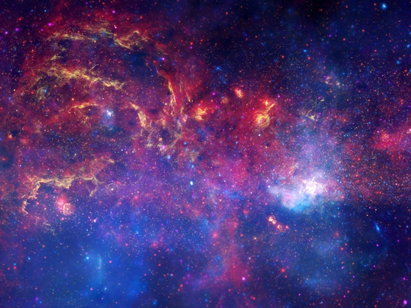 各种星系和银河系相撞,一矮星系与银河系相撞