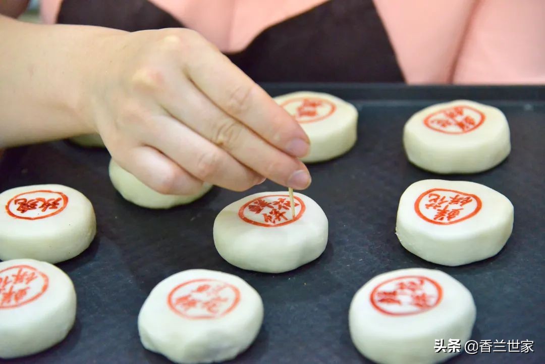 用什么品种玫瑰花做鲜花饼好吃,香兰的做法视频教程