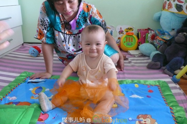 北京妈妈给孩子报补习班花好多钱,0-3岁儿童启蒙早教鸭子学说话