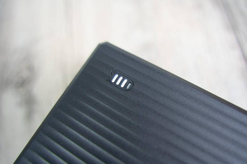 小米充电宝22.5瓦20000,小米10磁吸充电宝20000毫安