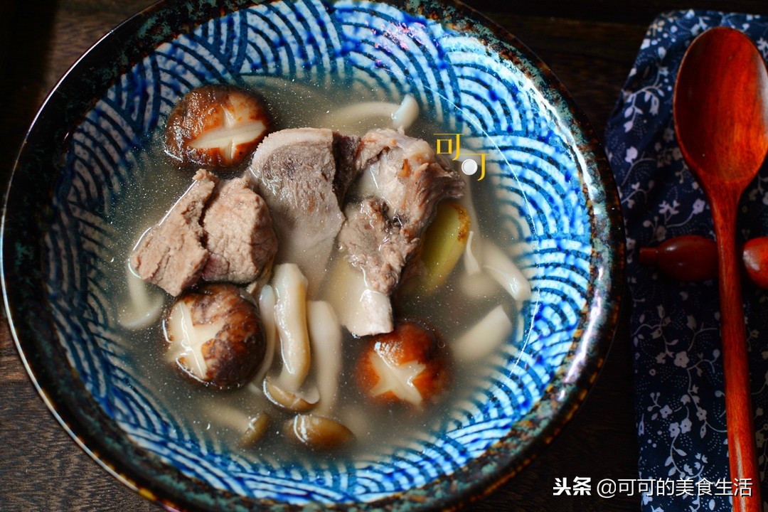 广东秋冬筒骨煲什么汤好喝又营养,冬天煲骨汤食谱大全