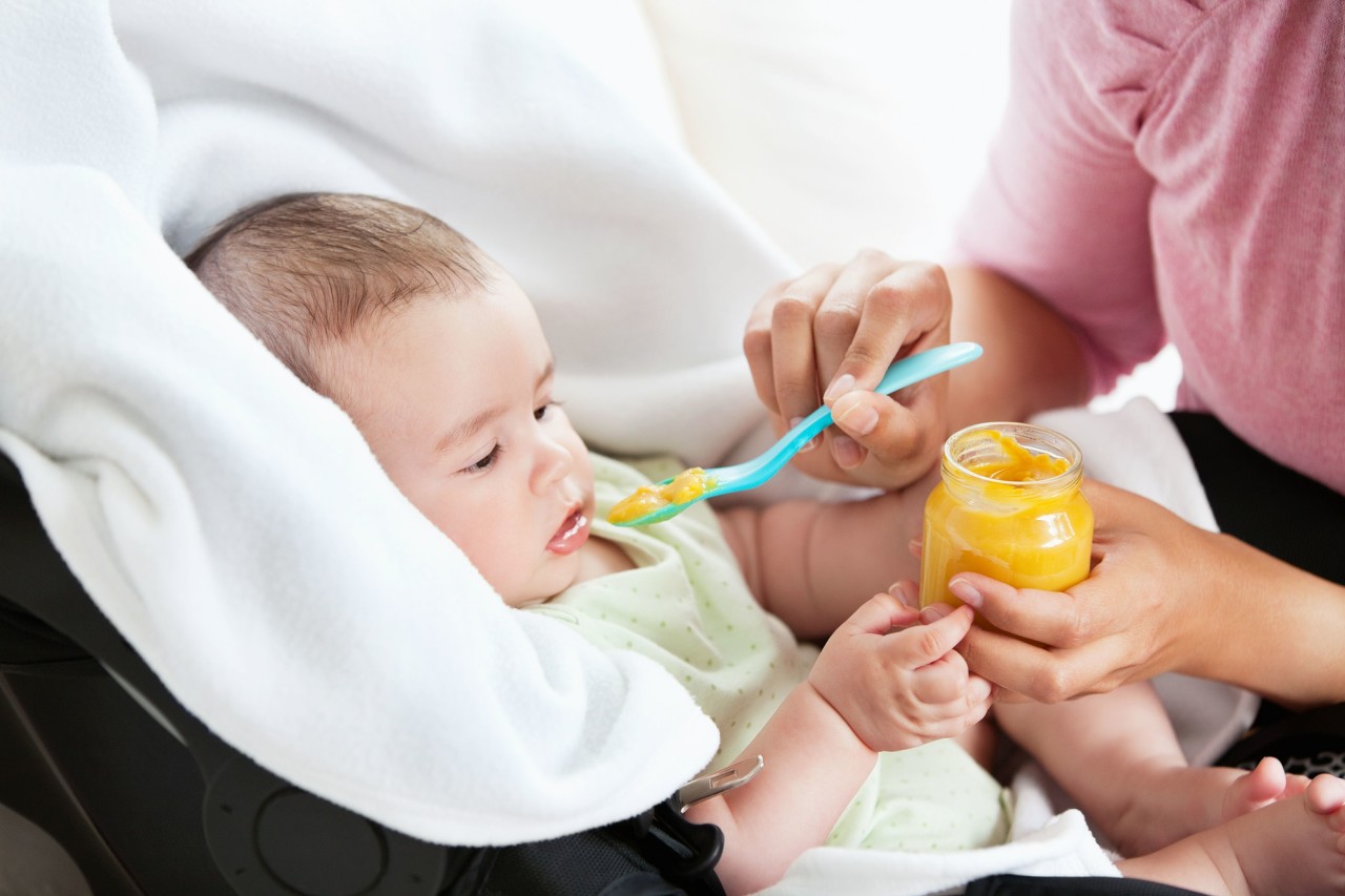 11-12个月宝宝喂养安排,2020版中国婴幼儿喂养营养指南