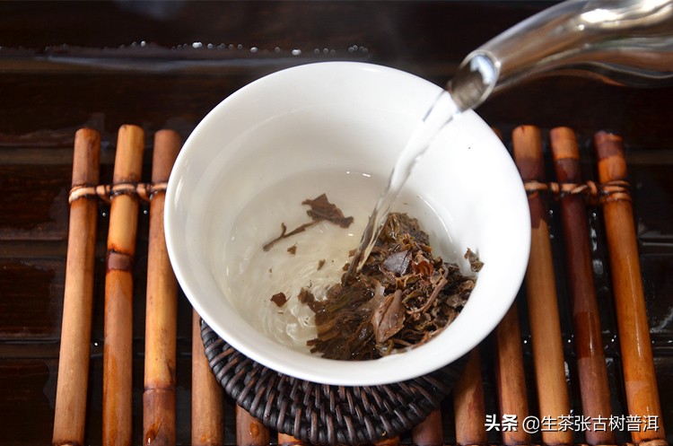 冲泡熟普洱茶的正确方式,冲泡生普洱茶的正确方法