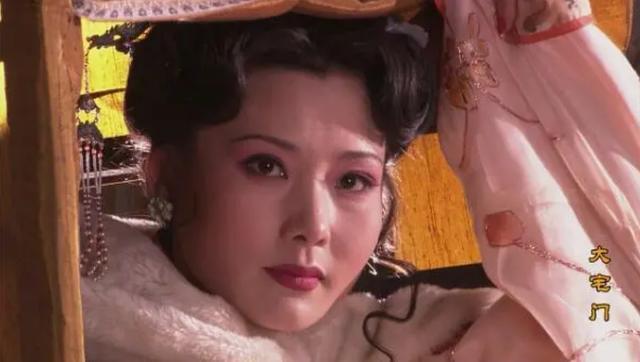 20年前巨作《大宅门》，9位配角与世长辞，几位主演都怎么样了？
