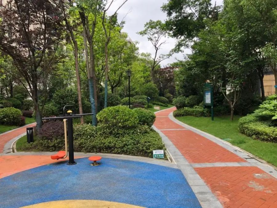 贵阳市观山湖区最新法拍房,观山湖法拍房价格