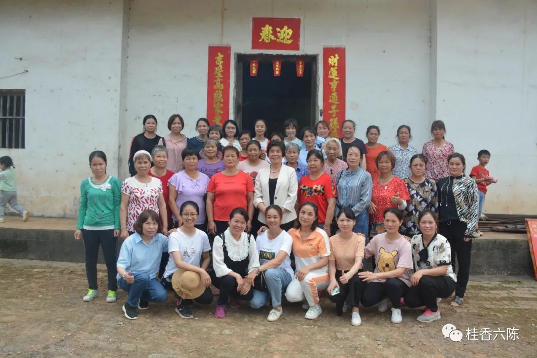 外嫁女回娘家锣鼓,东城十里外嫁女回娘家广场舞