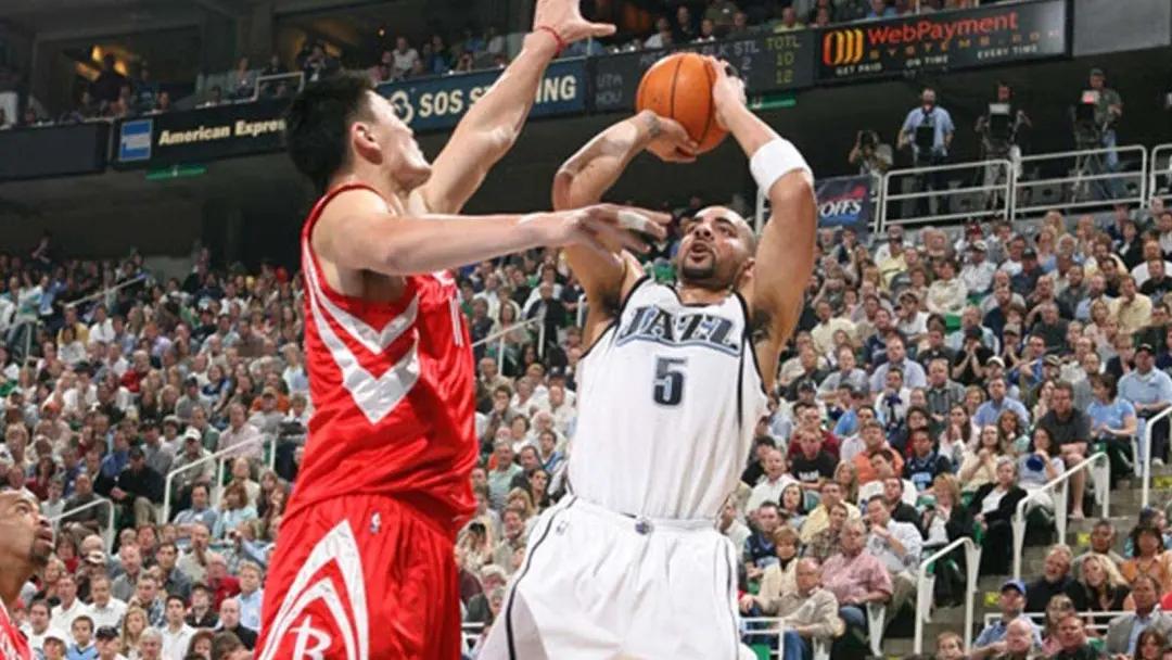 姚明现在能走多远,姚明目前有多高