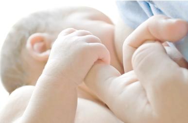 母乳喂养的好处及技巧课件,1岁后母乳喂养的好处及优点