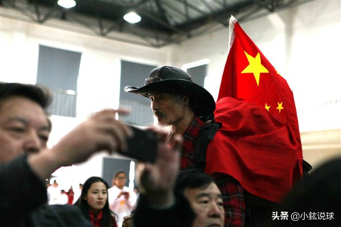 中国男足感谢球迷,男足感谢球迷