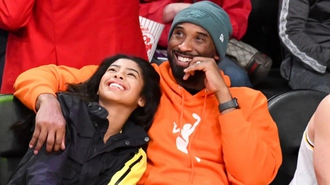 追思会科比献唱seeyouagain,波波维奇率领马刺参加科比追思会