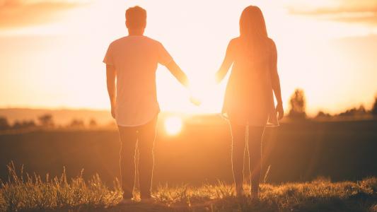 男人们为什么好色？归纳男人痴迷于性的6个原因，很多女人不知道