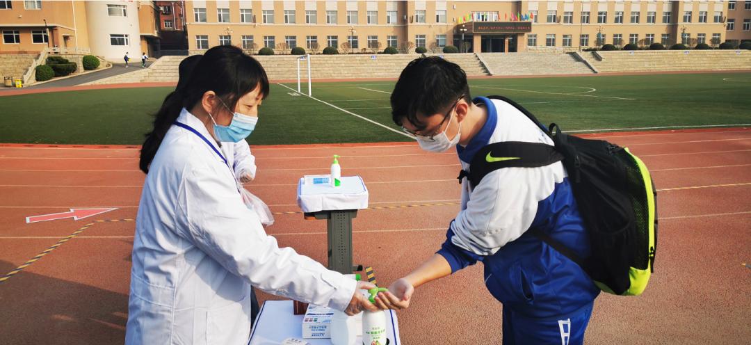 高三学生复课做什么好,高三复课学校在哪里