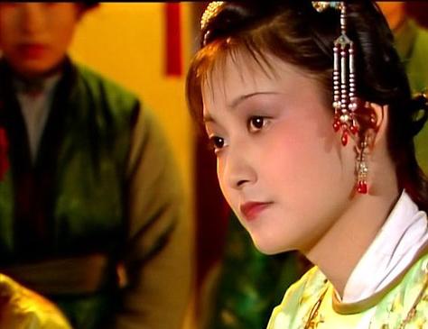 迎春是邢夫人亲生的吗,迎春的母亲是邢夫人吗