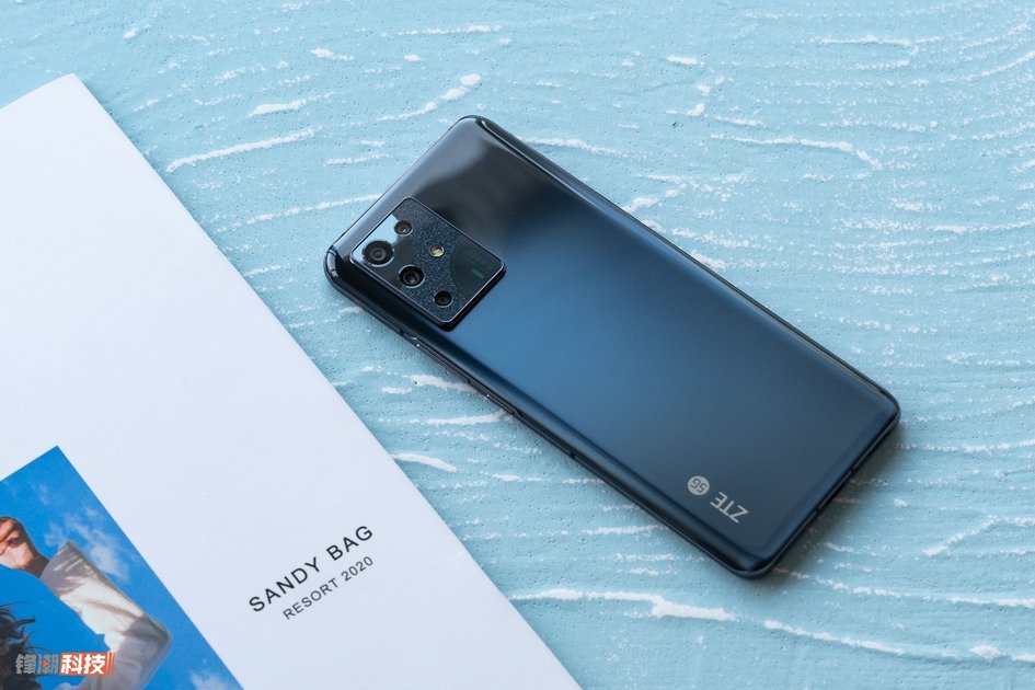 中兴s30pro上手体验轻薄时尚潮流,中兴s30pro现在有必要入手吗