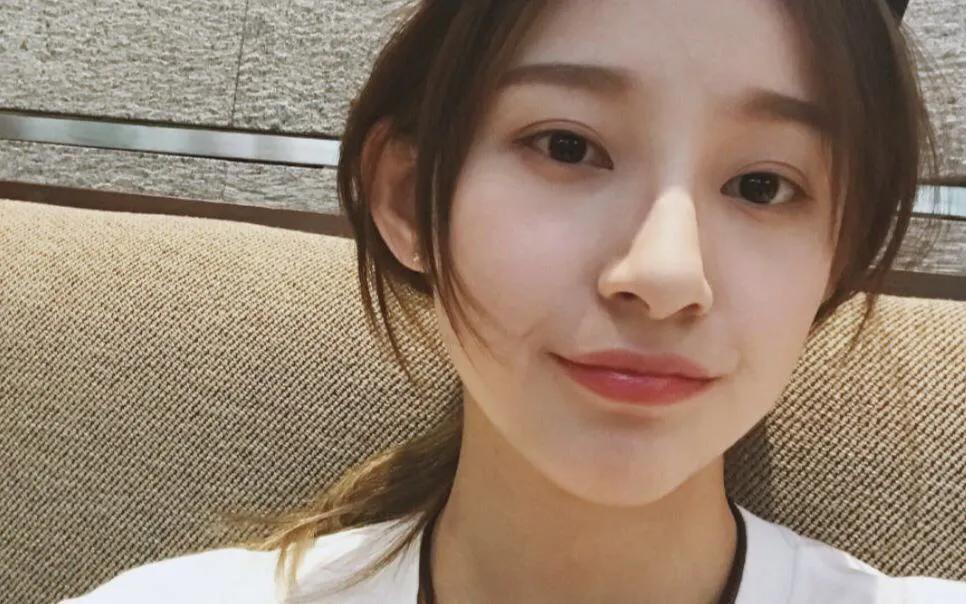 央视足球美女主播马凡舒,央视美女主持人马凡舒