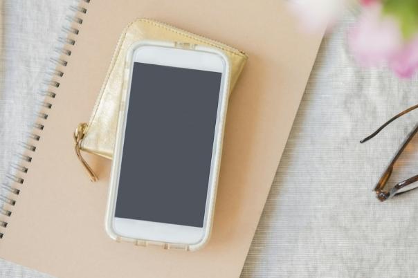 怎么才能让父母不出门,出门在外如何让家人放心