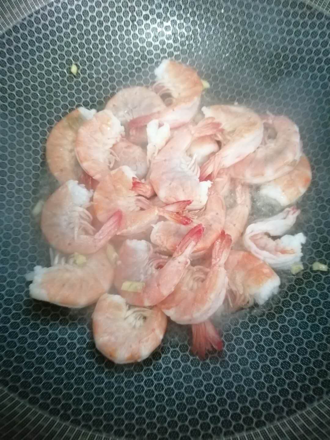 大虾最好吃的5种做法小孩子爱吃,冷冻大虾怎么做适合给小孩吃