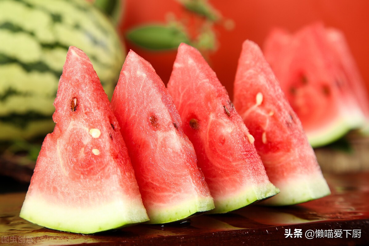 买西瓜注意这几点,西瓜选购技巧口诀