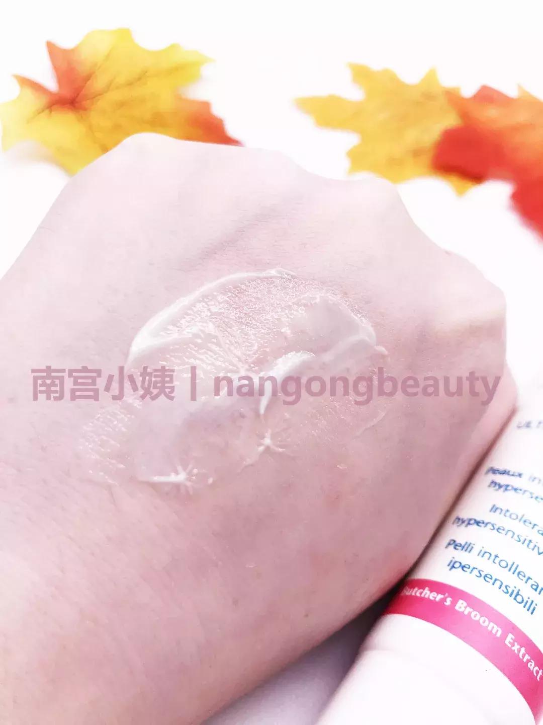 换季脸颊泛红长痘用什么,一换季脸就泛红起皮长痘