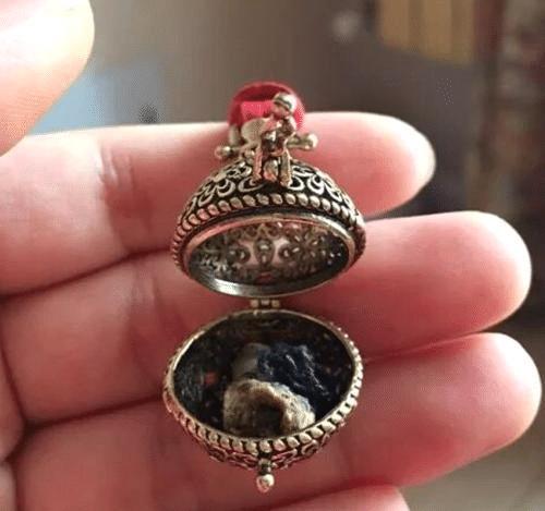 新生儿脐带脱落后的处理方法,新生儿脐带脱落后如何处理