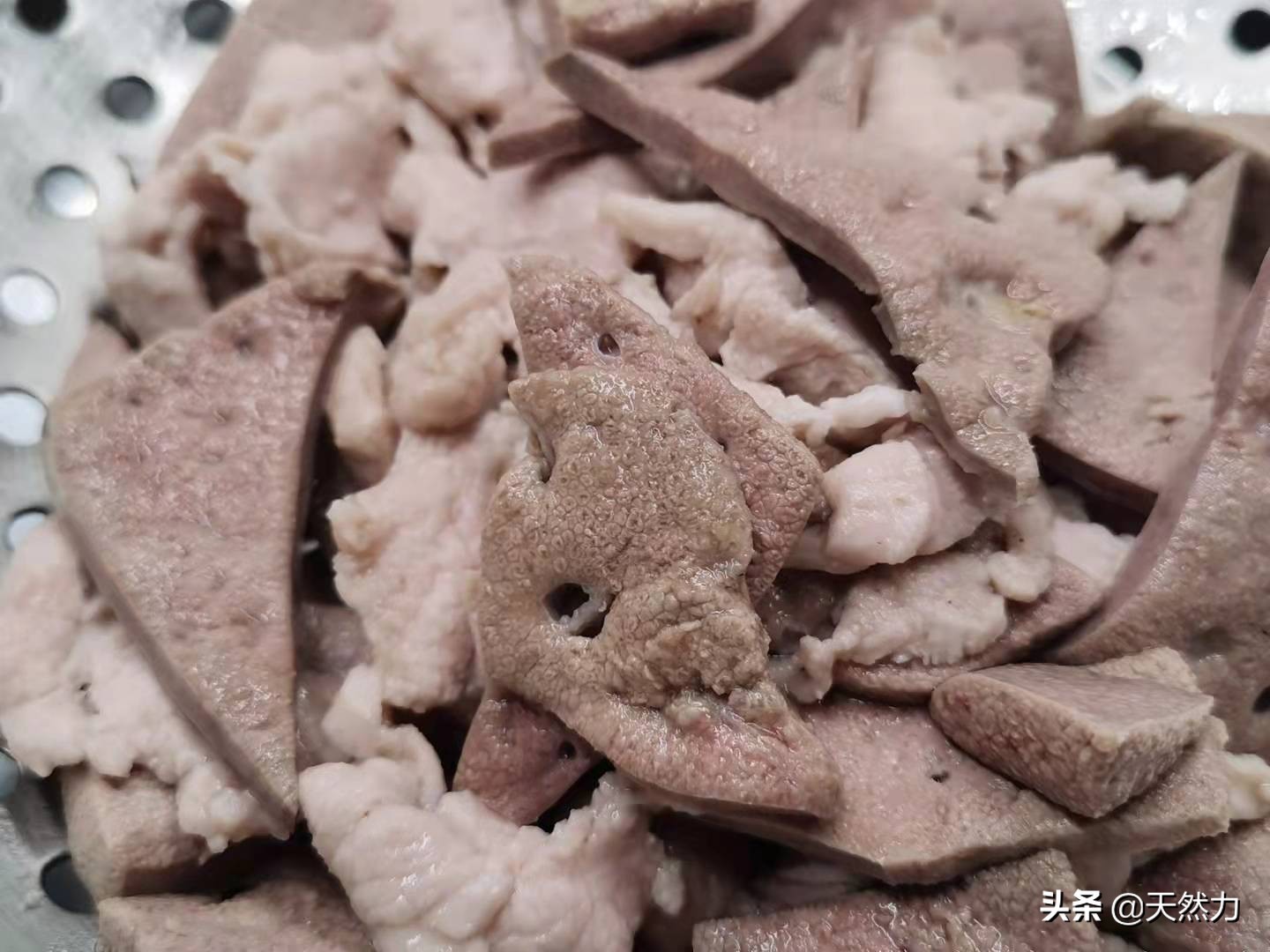 猪肝汤怎么做又嫩又不糊汤,猪肝汤要怎么做才脆爽