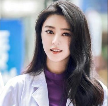 发质偏软m型秃头适合的发型,女生头顶很秃头适合什么发型