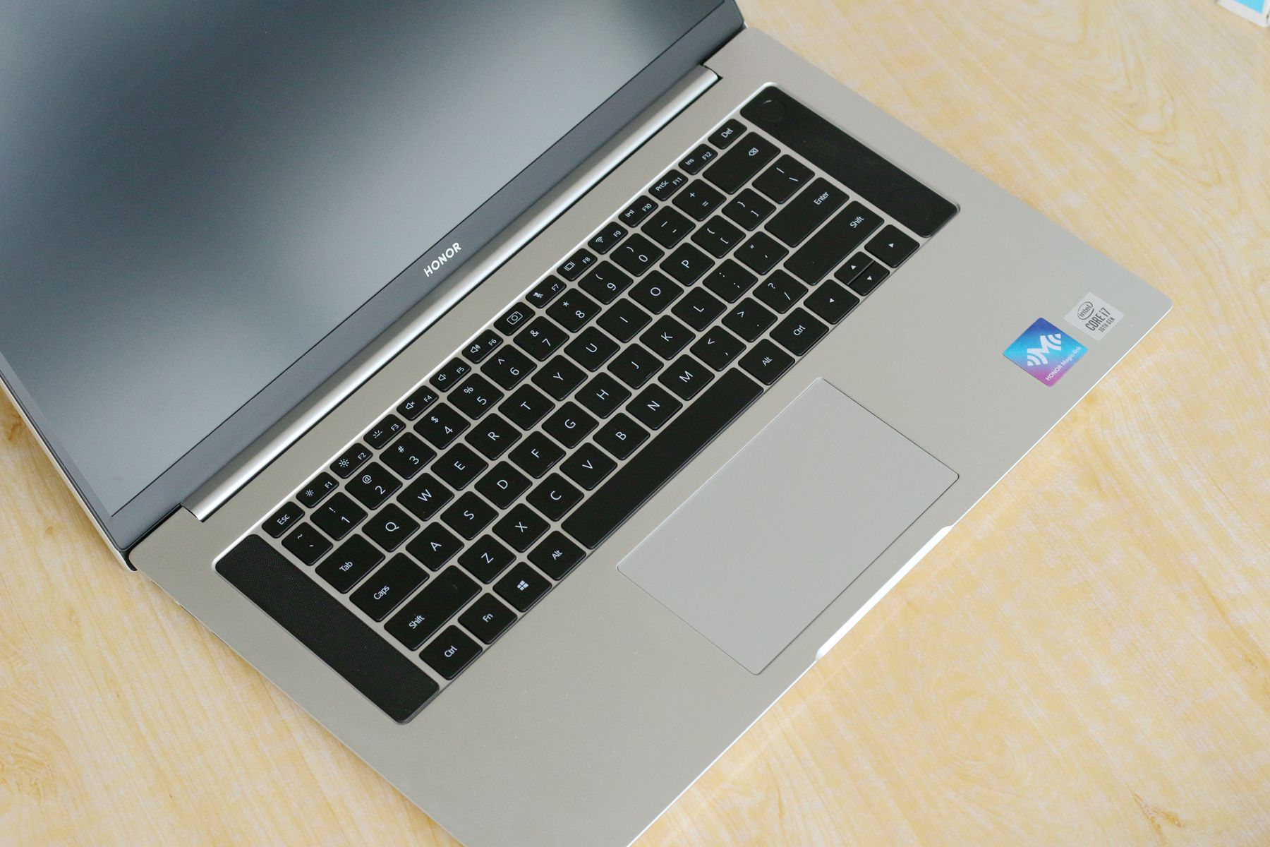 荣耀magicbookpro能玩求生之路吗,荣耀magicbookpro能不能玩永劫无间