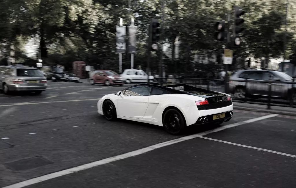 买车预算太高感觉没必要怎么选,中国人买车不看重安全性吗