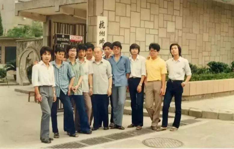 马云退休：人生就是大闹一场，然后悄然离去
