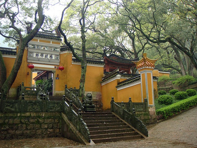 探寻古建筑视频,普陀山梵音古洞建筑风格