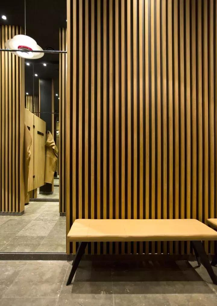veromoda羽绒服,为什么实体店没有被电商彻底打垮