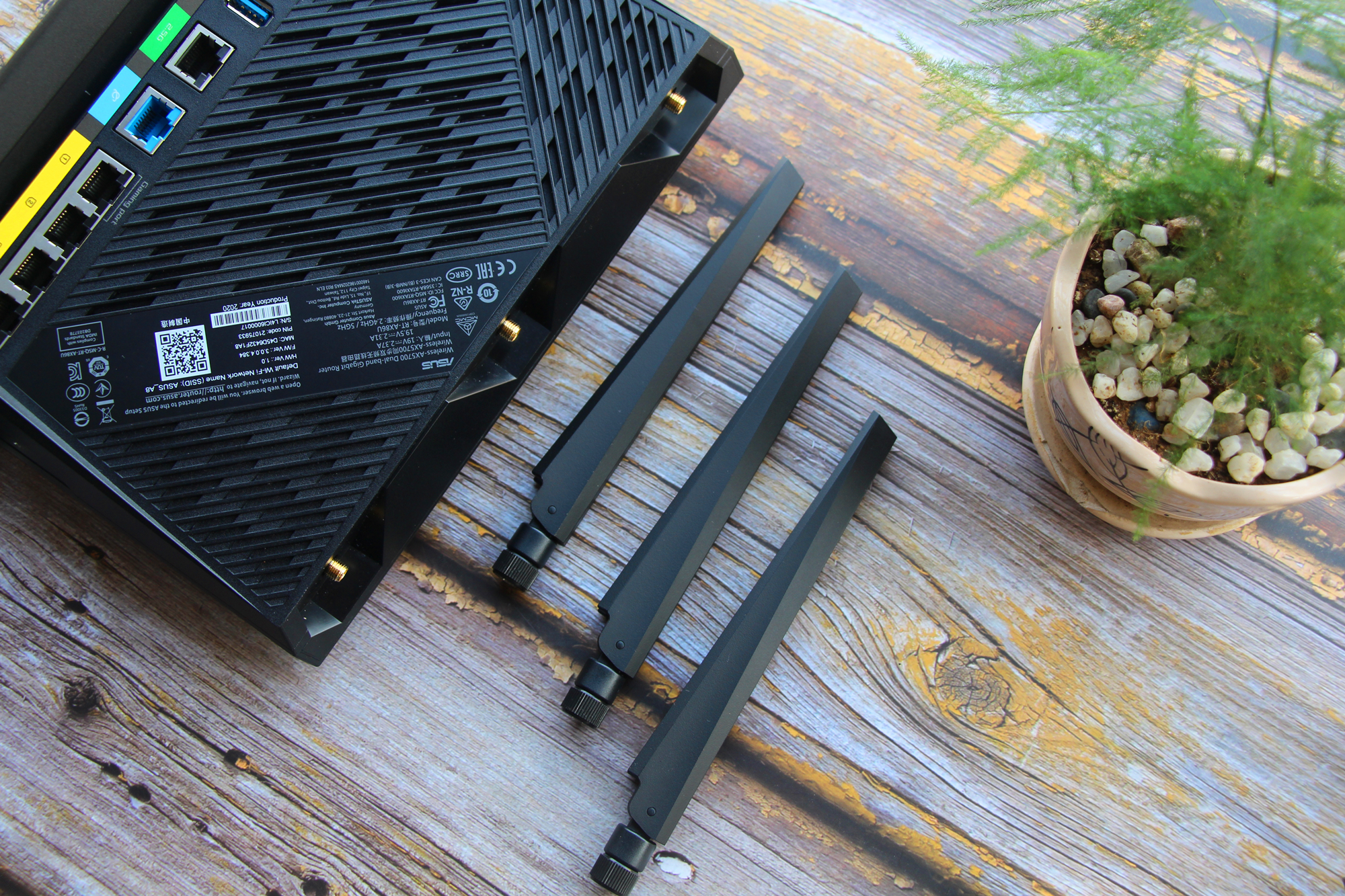 华硕ax86upro穿墙能力评测,华硕巨齿鲨路由器评测