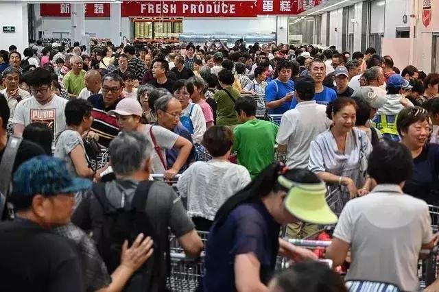 全球最厉害的超市,中国大妈在美国超市被抢