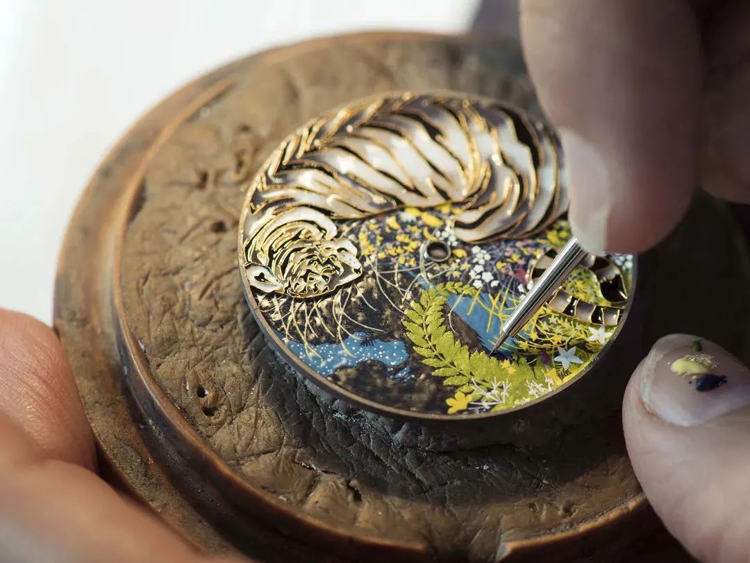 珐琅工艺宝石,珐琅与宝石区别是什么