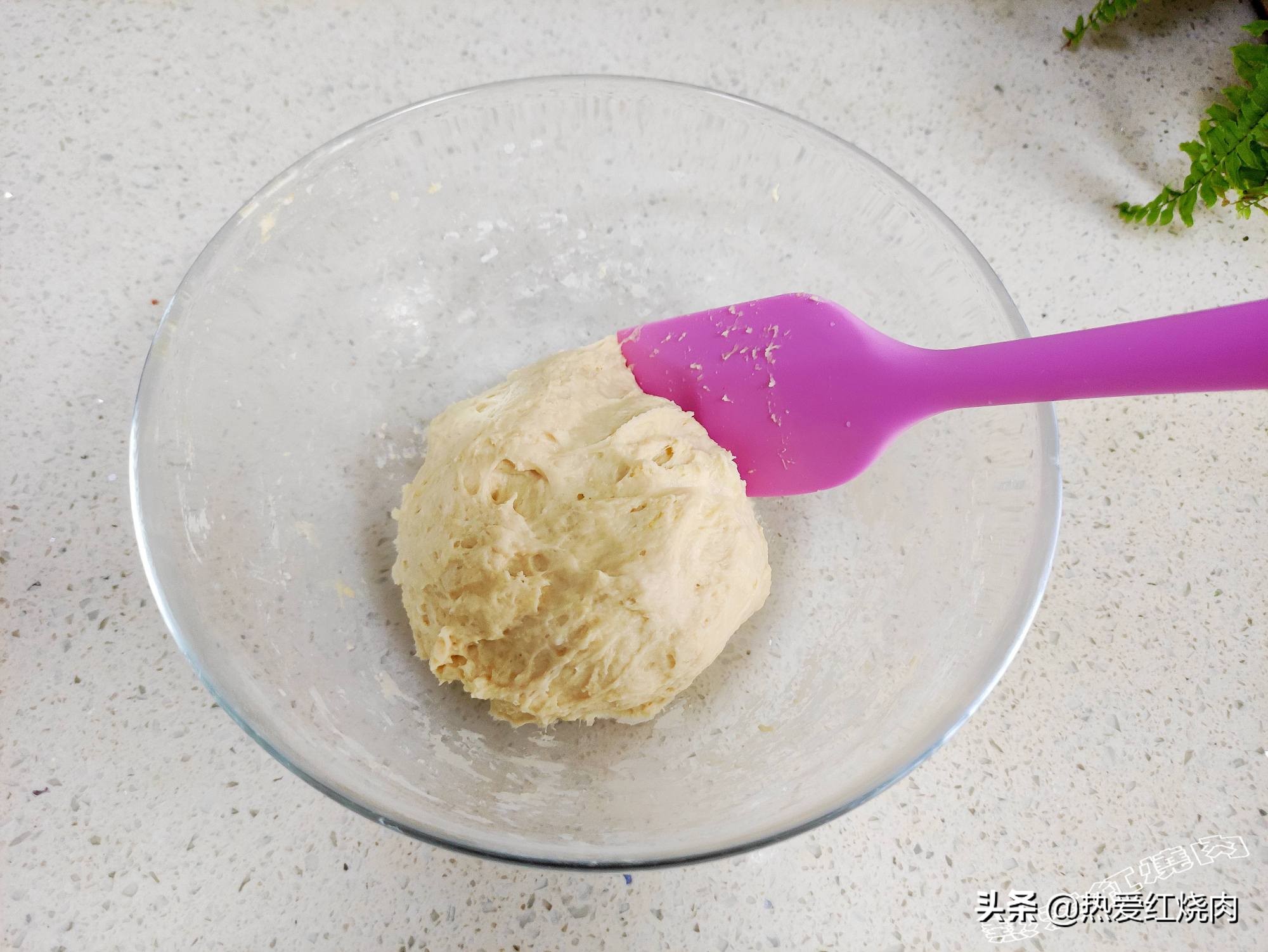 家庭炸油条最简单又好吃的做法,家庭炸油条最简单的做法