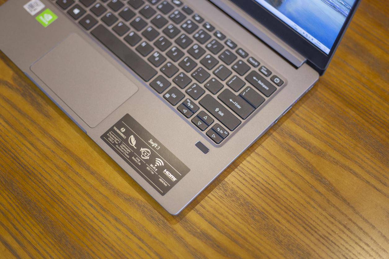 10代U+雷电3，宏碁新蜂鸟SF314Pro成为轻薄办公本搅局者