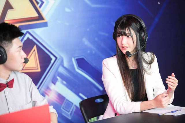 电竞比赛成女主播秀“大长腿”的平台，这种现象该不该治理？