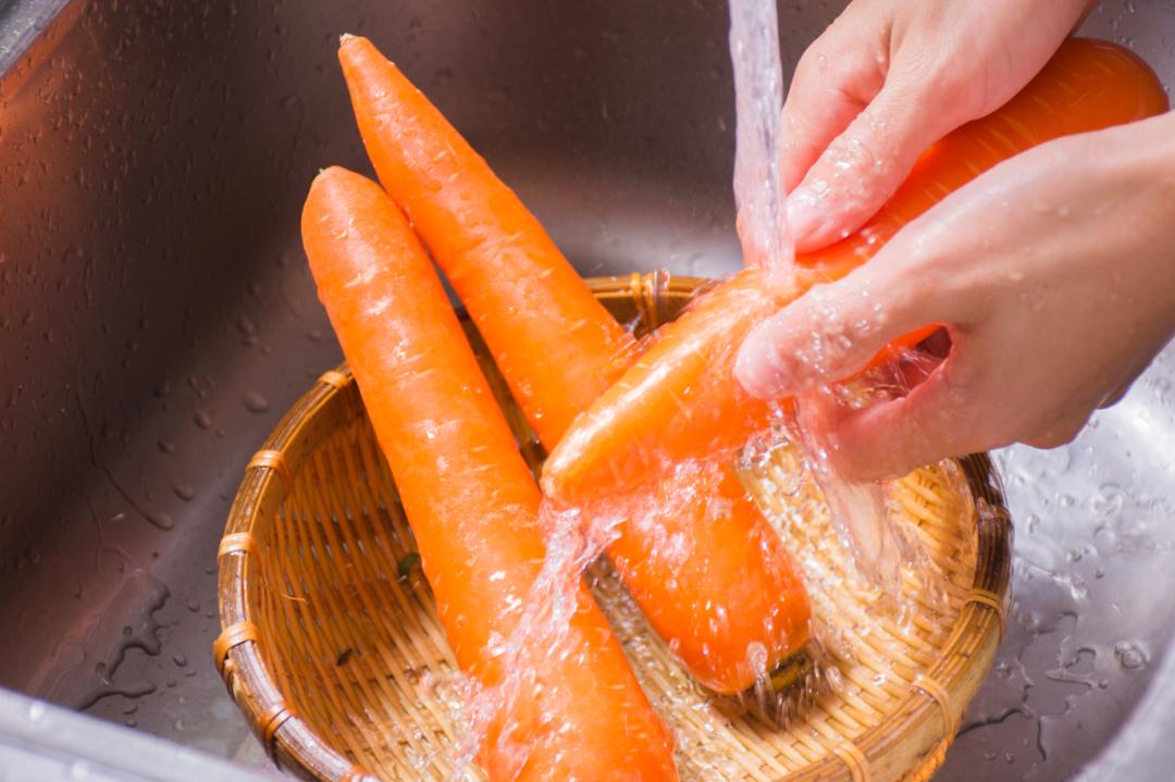 高密度胆固醇偏低吃什么食物最好,血糖血脂胆固醇偏高吃什么食物好