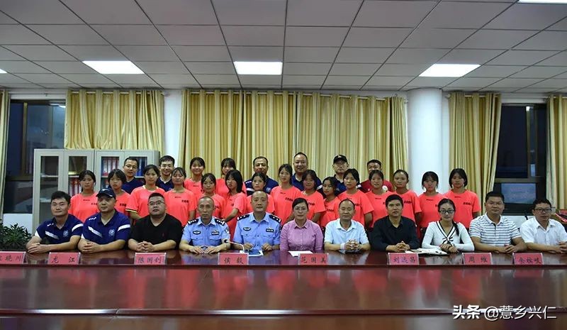 北京市公安局支教团组织黔西南州初高中学校选调女子足球特长生参加2022年省运动会集训启动仪式举行