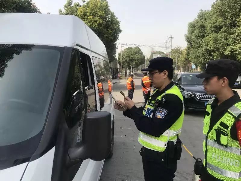 动态｜孙小果出狱后涉黑犯罪一审获刑25年！9岁男孩小区内被打死，多人围观不制止