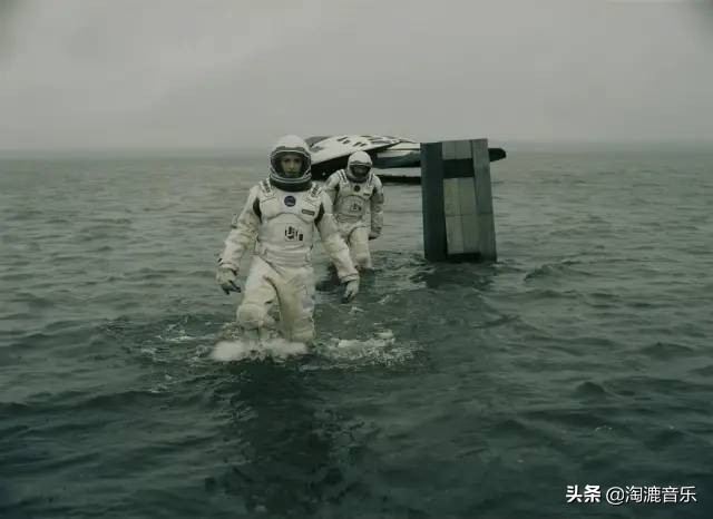 十部顶级震撼的太空科幻电影,五部让人大开眼界的科幻太空电影