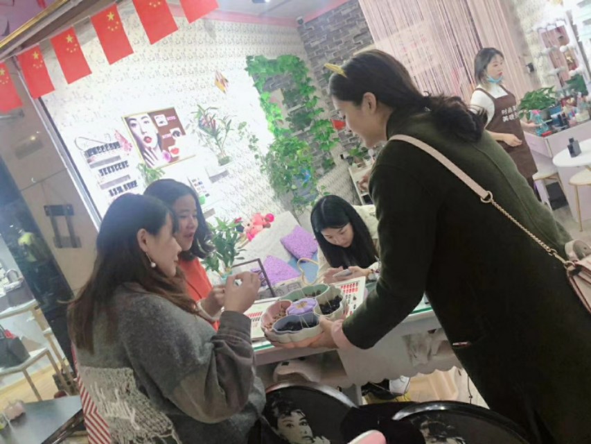 怎样做零食微商代理,微商零食厂家招代理加盟