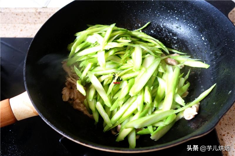 炒芦笋的家常做法需要焯水吗,炒芦笋5种最好吃的做法